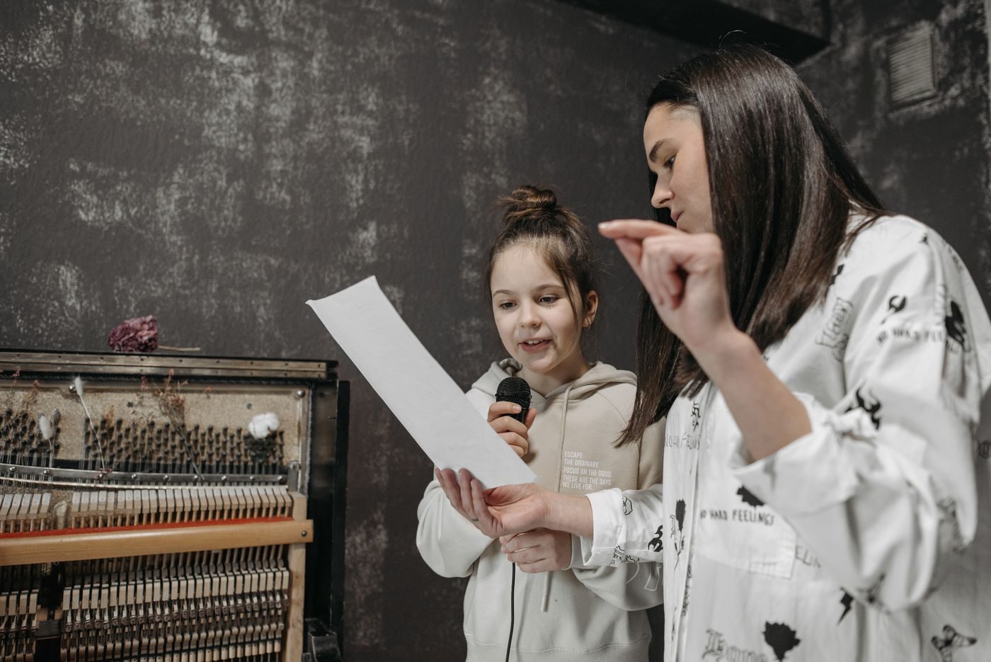 Student in a voice lesson
